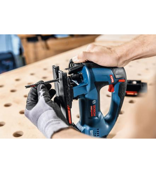 BOSCH EXPERT ACCU-DECOUPEERZAAG EXST18V-155B